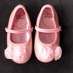 Stuart Weitzman dress shoes. size 5